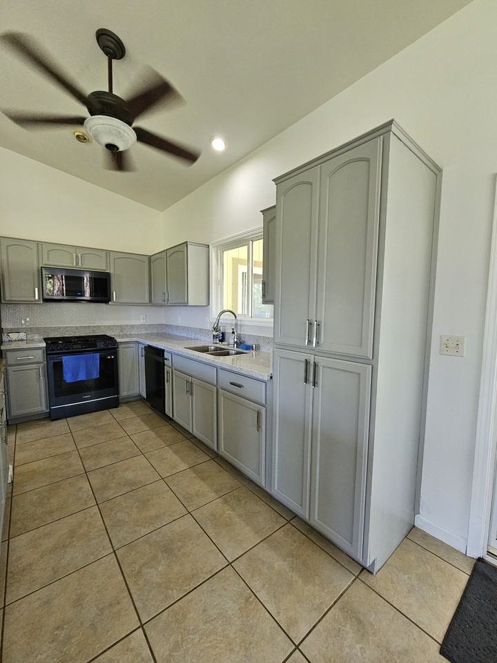 15-1817 14th Ave #1 - Photo 4 of 24