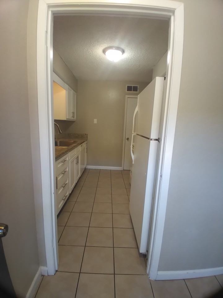 105 Patillo Rd #105 - Photo 2 of 12