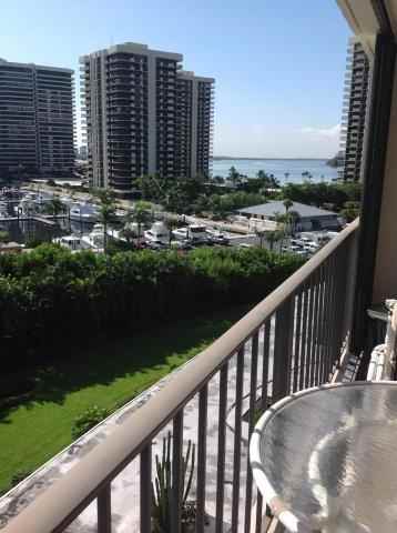 122 Lakeshore Drive 732 - Photo 3 of 6