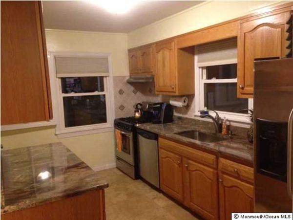 10 Eton Pl - Photo 2 of 6