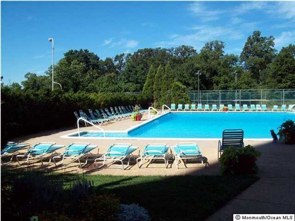 1-504 SCENIC DR - Photo 3 of 6