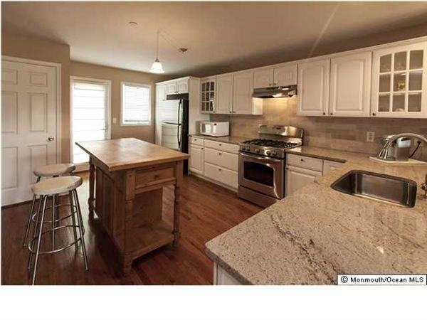 8 Beach Blvd - Photo 3 of 5