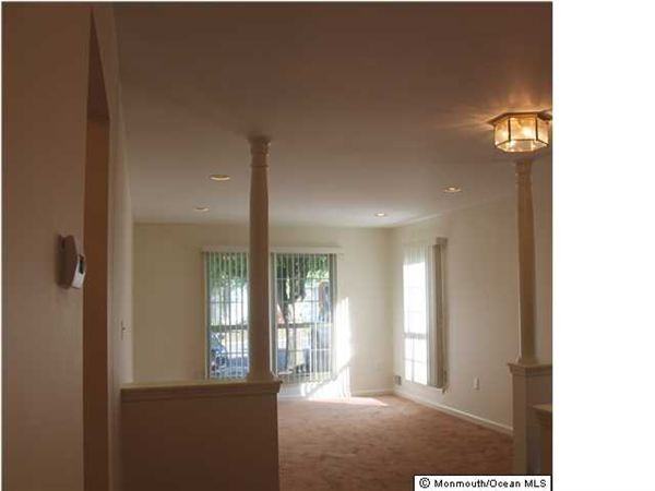 12 Stagecoach Dr - Photo 2 of 6