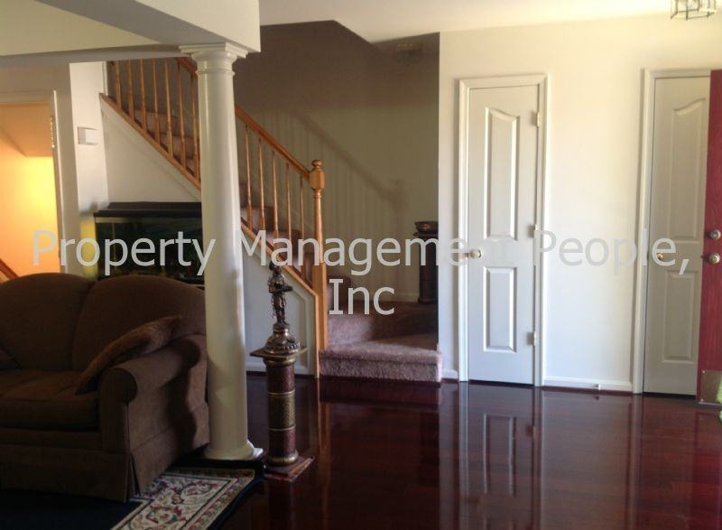 2025 Buell Dr - Photo 2 of 14