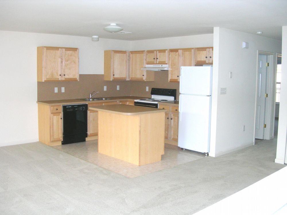 1372 Hammon Ave - Photo 2 of 3