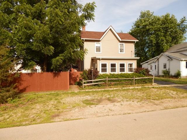 213 N May St - Photo 3 of 19