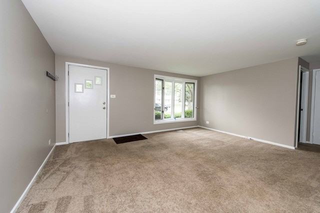 8909 S Main St - Photo 3 of 15