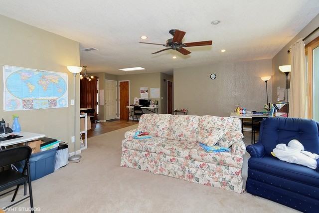 1278 N Terrace Ave - Photo 3 of 12