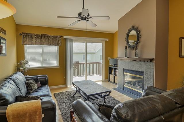 3005 Saganashkee Ln - Photo 2 of 14