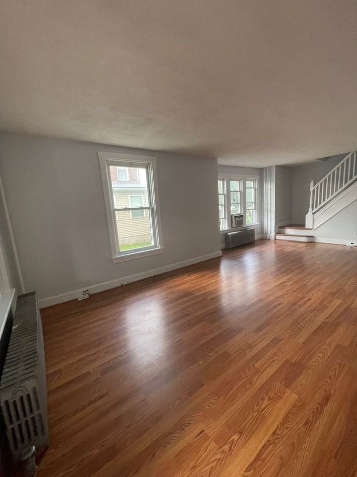 3335 Marion St #3335 - Photo 3 of 18