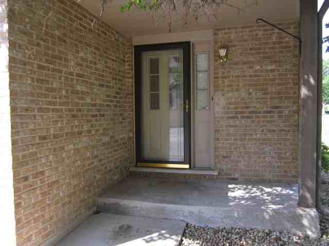 14423 Lamon Ct - Photo 2 of 25