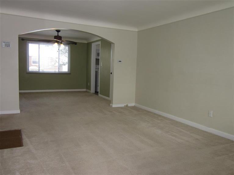 3814 Gatewood Ln - Photo 2 of 13