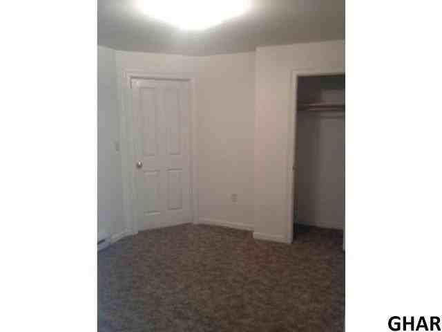 18 W Main St - Photo 3 of 9