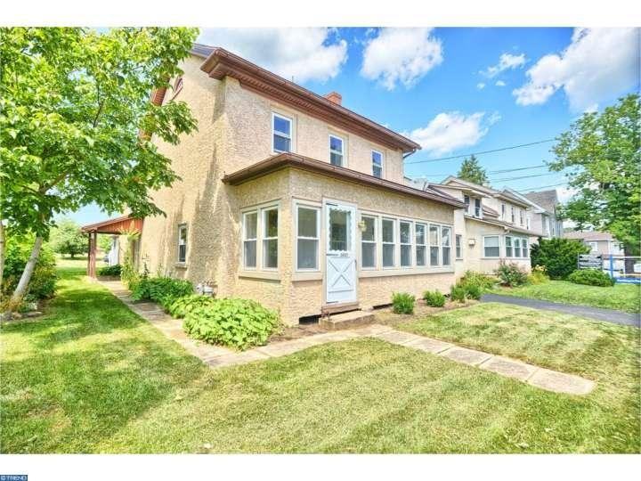 3007 Main St - Photo 2 of 15