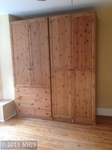 3241 Abell Ave - Photo 3 of 8