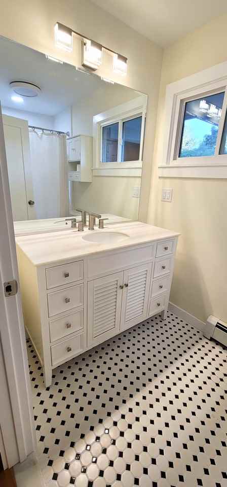 445 Elm Avenue - Photo 3 of 15