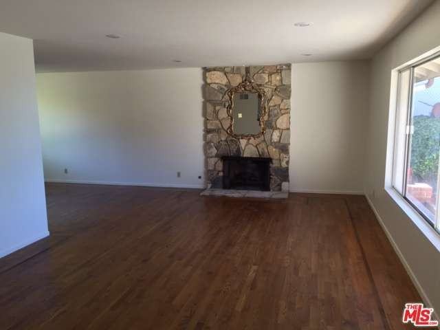 3839 Pirate Dr - Photo 2 of 7