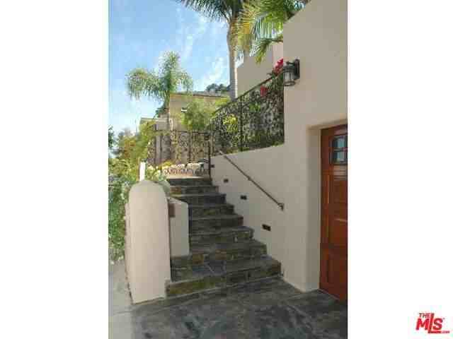 16727 Bollinger Dr - Photo 2 of 11