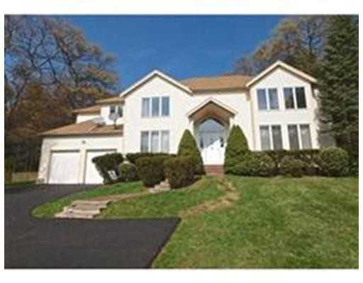 636 Canton St #636 - Photo 3 of 21