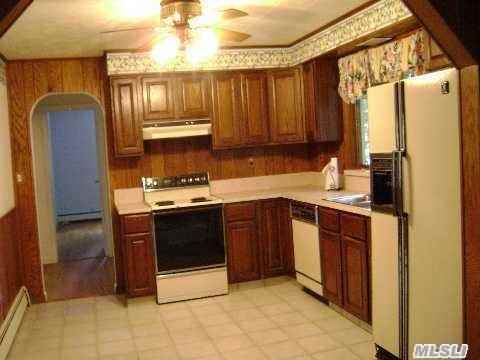 14 Briarwood Dr - Photo 2 of 8