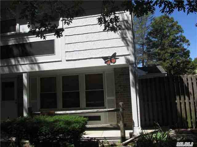 4 Ethan Allen Ct - Photo 3 of 20