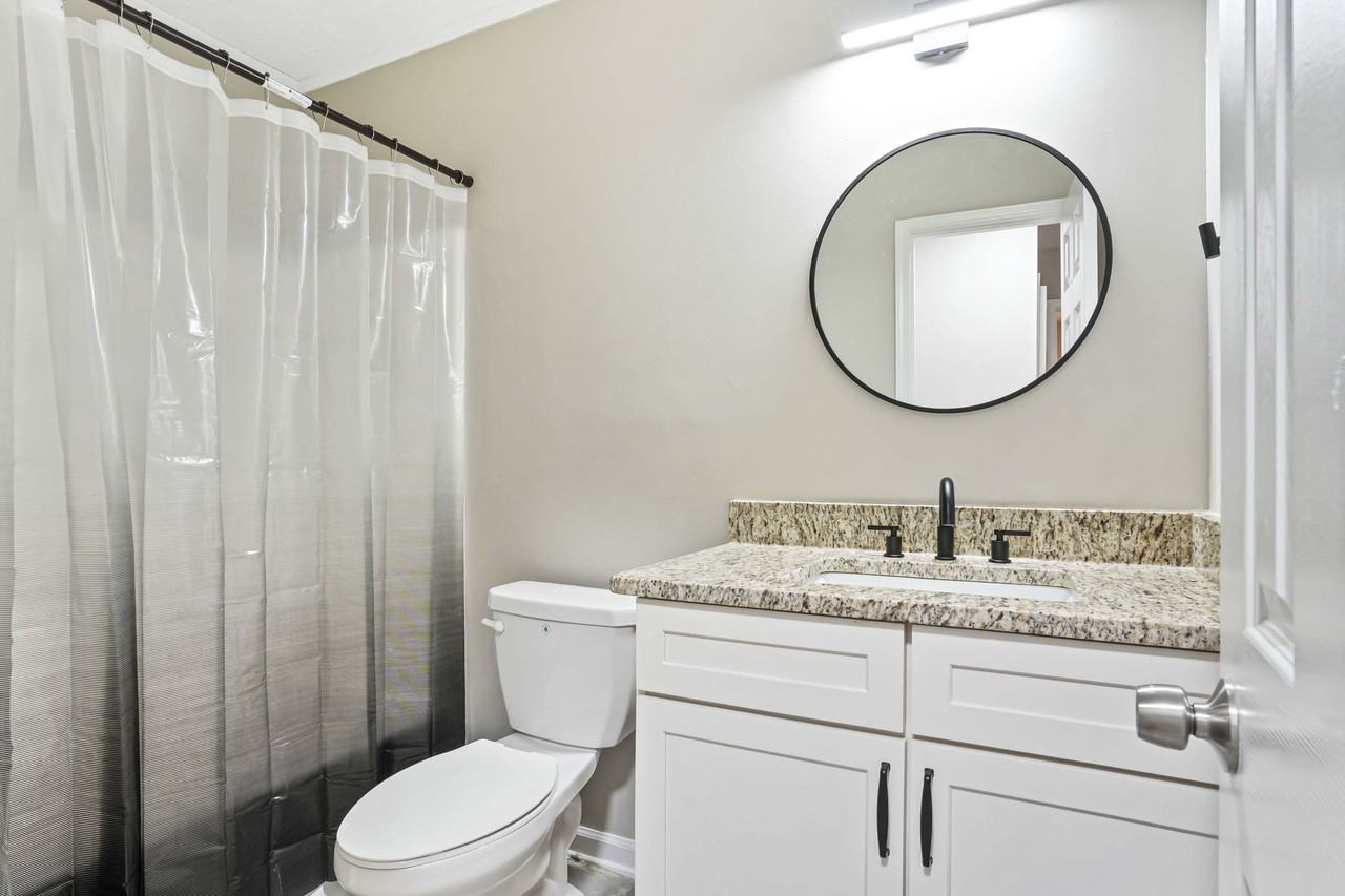 Veterans Memorial Hwy - Photo 3 of 9