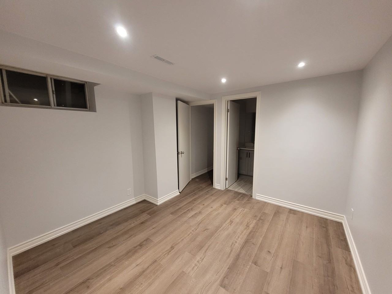 16 Dunmurray Boulevard - Photo 3 of 8