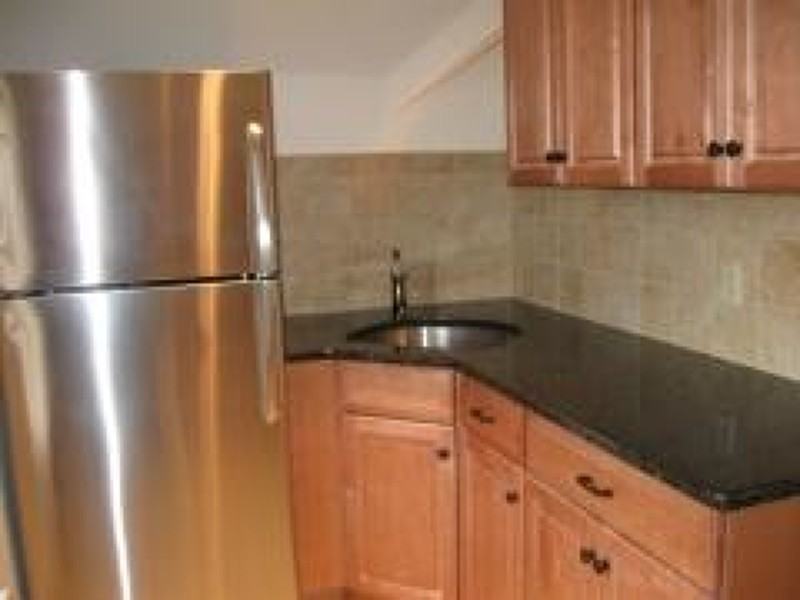 14 W Main St - Photo 2 of 5