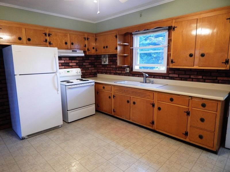 16 Alan Ln - Photo 3 of 15