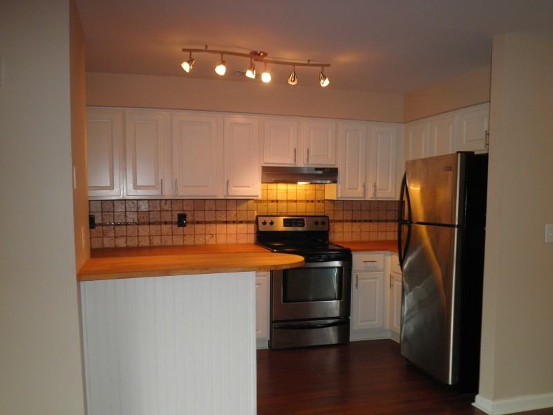 35 Augusta Dr - Photo 3 of 9