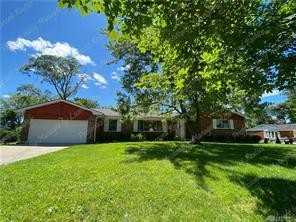 2359 Pine Knott Dr - Photo 2 of 36