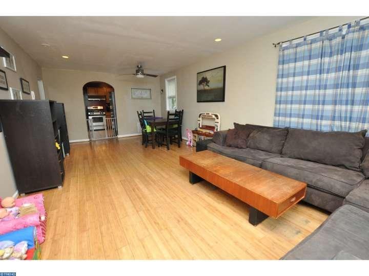 306 Larch Ave - Photo 3 of 12