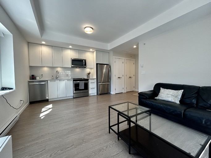 4718 Hazelnut Way #B - Photo 3 of 30