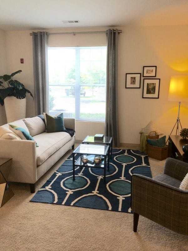 2-6 Seven Springs Ln - Photo 3 of 8