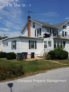 216 Main St #1 - Photo 2 of 7