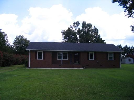 161 Fairfield Dr - Photo 2 of 21