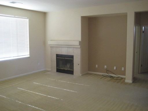 653 Tain Ct - Photo 3 of 13