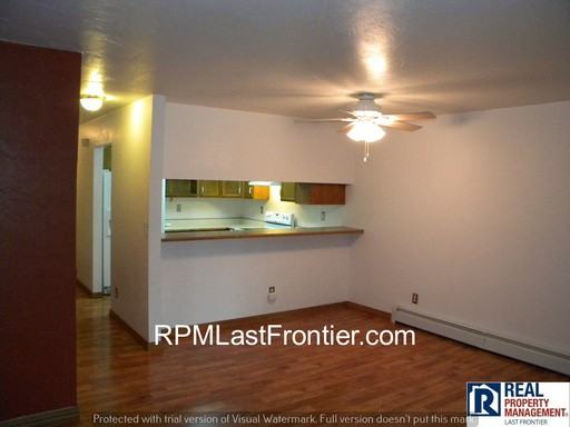 8101 Peck Ave - Photo 3 of 14