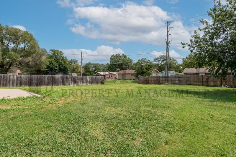 2928 N Holyoke St - Photo 2 of 28