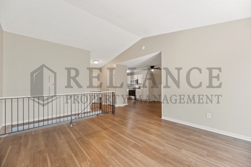 2928 N Holyoke St - Photo 7 of 28