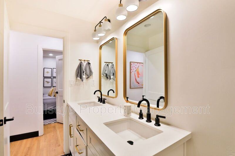 2672 E Mesquite St - Photo 3 of 50