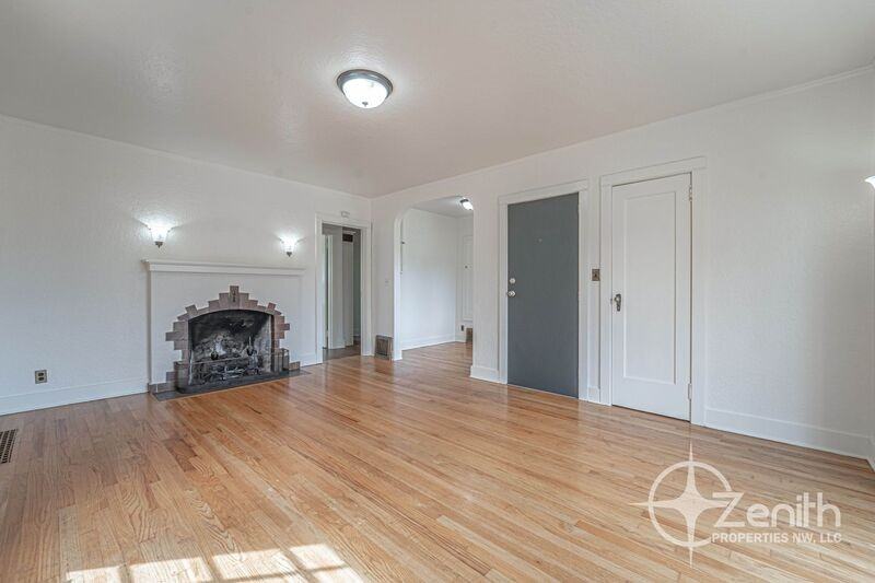 111 Nw 40th St - Photo 2 of 25
