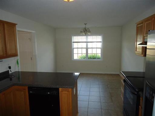 117 Goldie Ln - Photo 3 of 13
