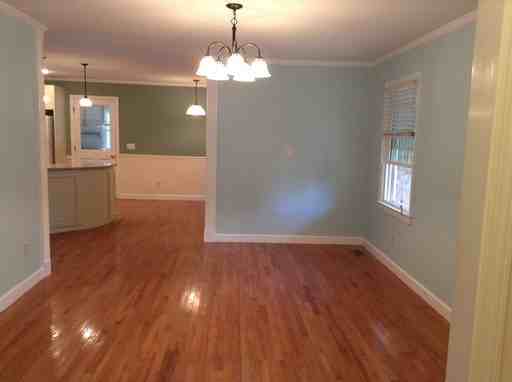 421 Stonewall Jackson Dr - Photo 3 of 26