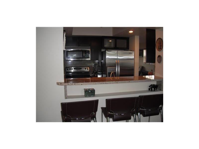 7203 NW 57th Ct - Photo 3 of 9