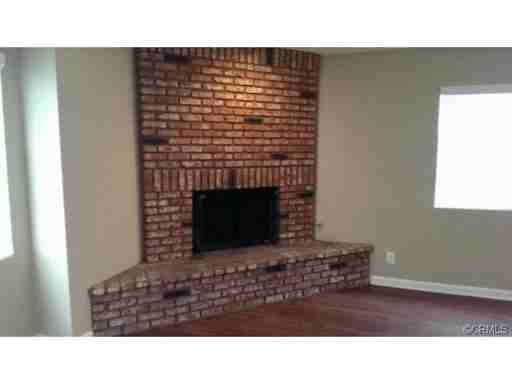 434 E 61st St - Photo 3 of 12