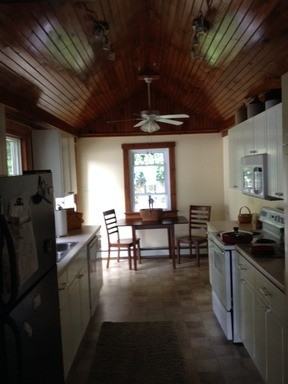 128 S Main St - Photo 3 of 5