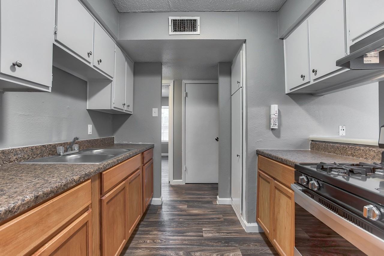 Madison On Dietrich - Photo 6 of 10