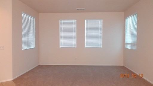 44643 Jefferson St - Photo 3 of 11