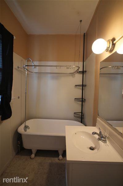 1015 Fremont Ave NW - Photo 2 of 16